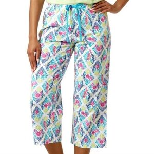 NWT Hue Capris PJ Pants Lounge Elastic Waist Pull-on Beach Ocean Scene Small